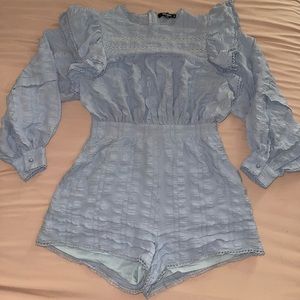 BLOUSON SLEEVE PLAYSUIT. SIZE 8